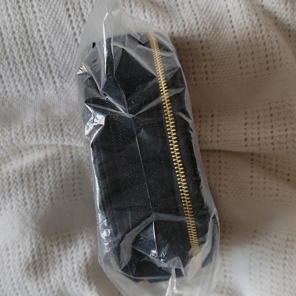 Jewelry Travel Case in Black or Bright Gypsy - Picture 6 of 8